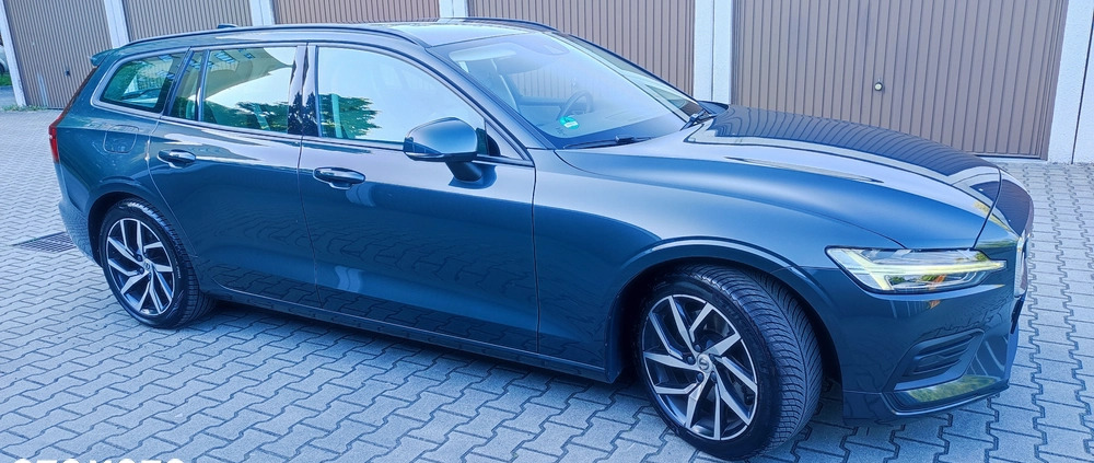 Volvo V60 cena 89900 przebieg: 169000, rok produkcji 2018 z Kraków małe 667